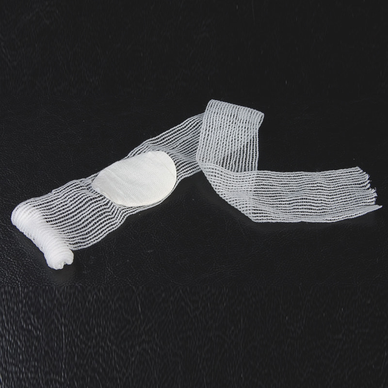 ผ้าตาพร้อมผ้าพันแผลที่สอดคล้องกัน